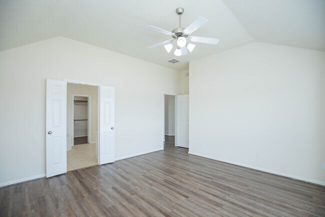 Building Photo - 835 Aqua Vista Ln