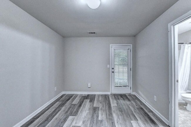 Building Photo - 1597 Liberty Pkwy NW