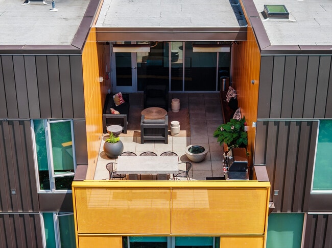 Building Photo - The Lower Burnside Lofts