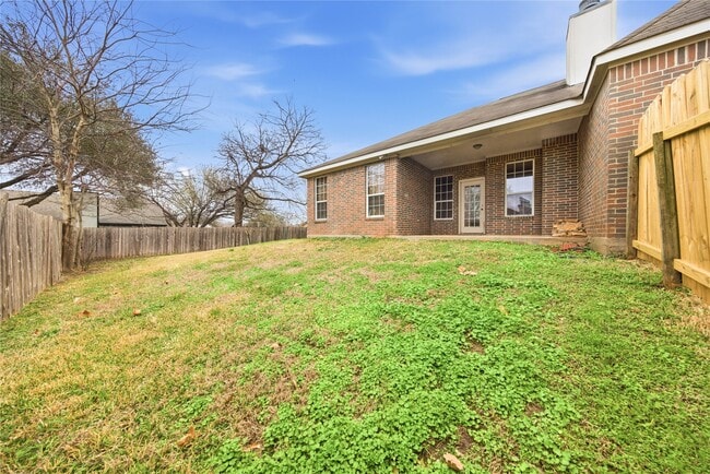 Building Photo - 13262 Lake Breeze Ln