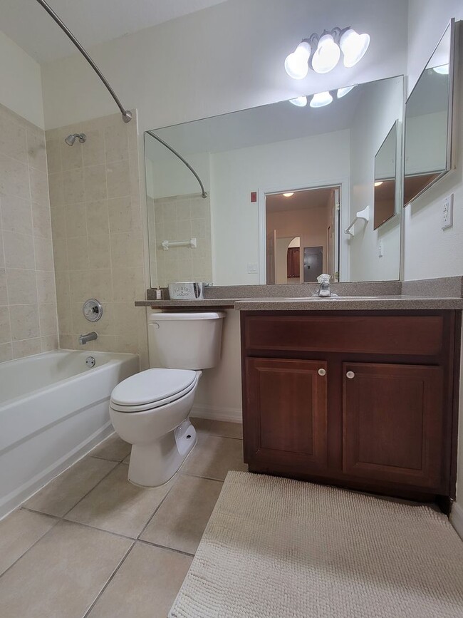 Building Photo - Lake Nona Condo with Conservation View in Gated Golf Community