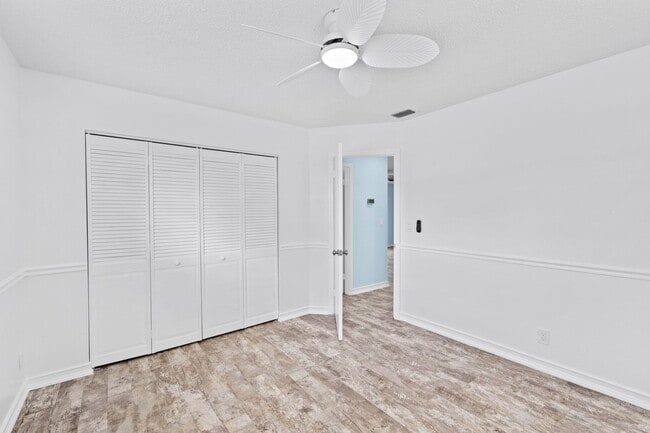 Building Photo - 8675 SW Keathley Ct