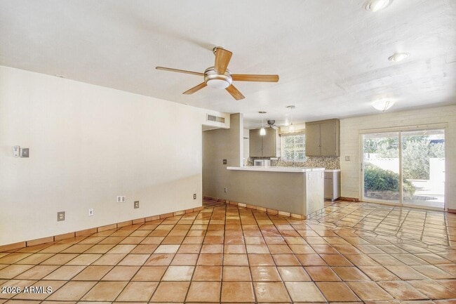 Building Photo - 3816 N Pueblo Way