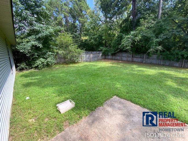 Building Photo - 7503 Royal Oaks Dr