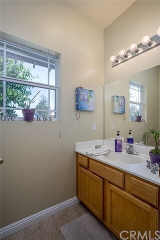 Building Photo - 83 Orangewood Ct