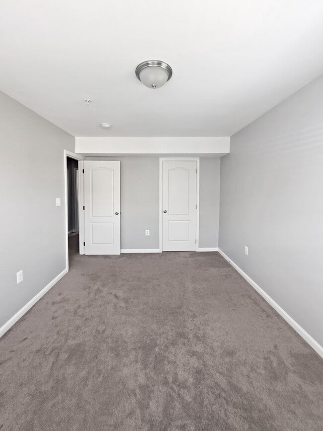 Building Photo - 1701 Walcott Ln