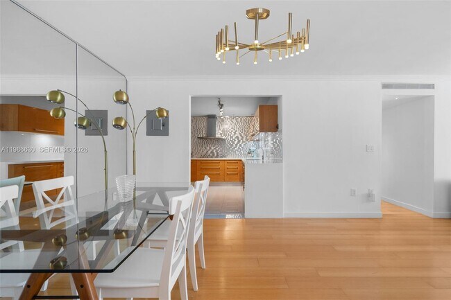 Building Photo - 11 Island Ave