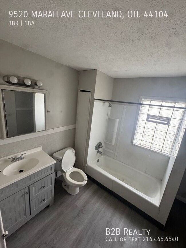 Building Photo - 9520 Marah Ave