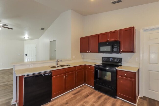 Building Photo - 5035 Belmont Park Ln