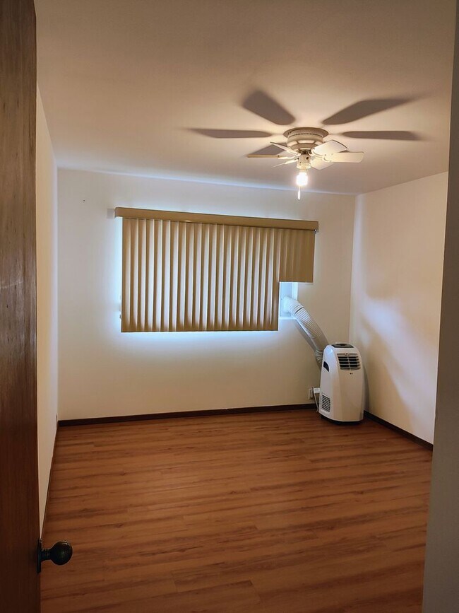 Building Photo - 3BR/2BA Home Near Hilo Hospital!