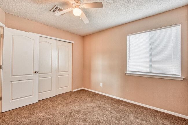 Building Photo - 11717 Lapstone Way