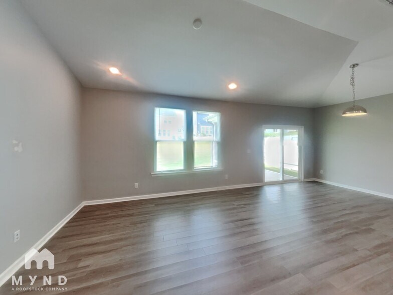 Building Photo - 3372 Belterra Pt Dr