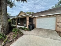 Building Photo - 63 Ivy Ln