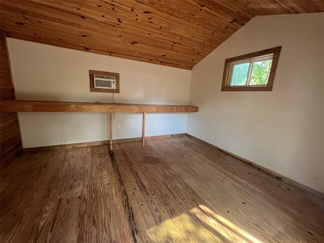 Building Photo - 3009 French Pl