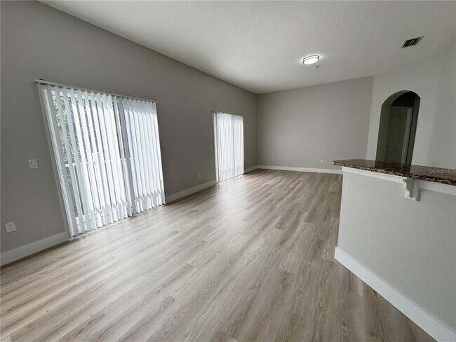 Building Photo - 10703 Yellow Tiger Lily Dr