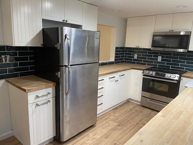 Building Photo - 7570 S Cove Cir