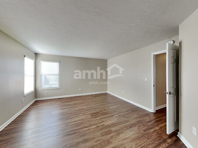 Building Photo - 4190 Brookdale Ct