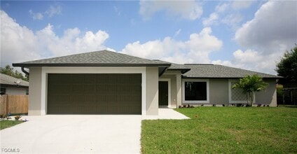 Building Photo - 8445 Coral Dr