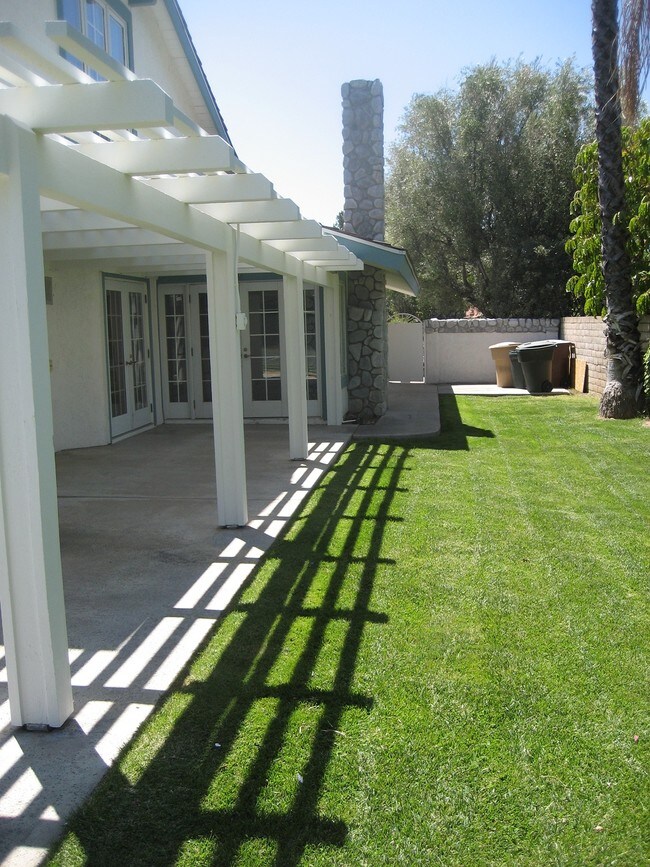 Building Photo - 18511 Durfee Circle