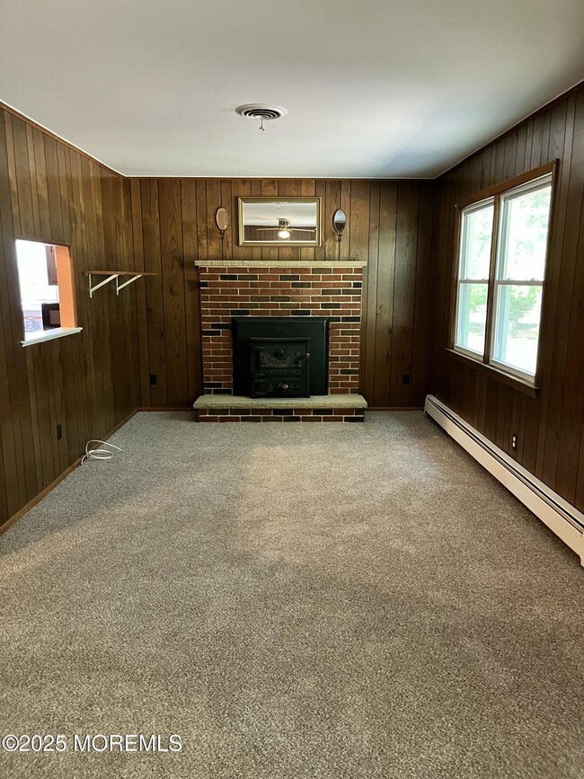 Building Photo - 103 Langley Ct