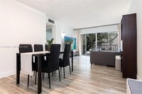 Building Photo - 8889 Fontainebleau Blvd