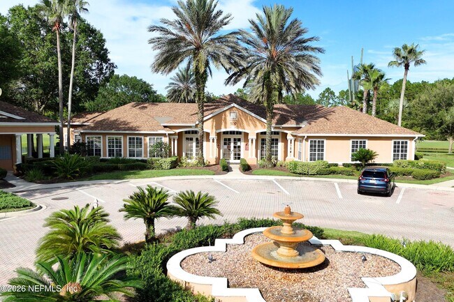 Building Photo - 535 Florida Club Blvd