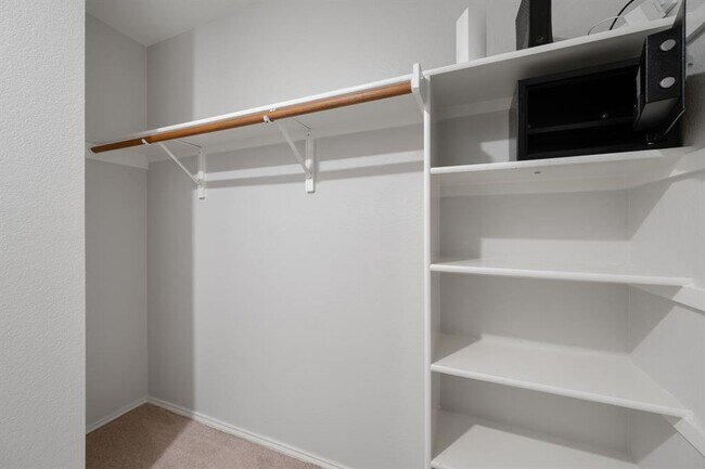 Building Photo - 108 David Dr