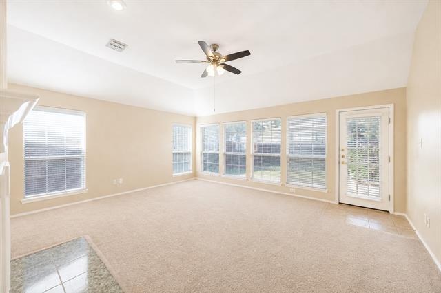 Building Photo - 10701 Nashville Dr