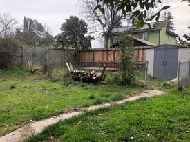 Building Photo - 131 Cavan Ct