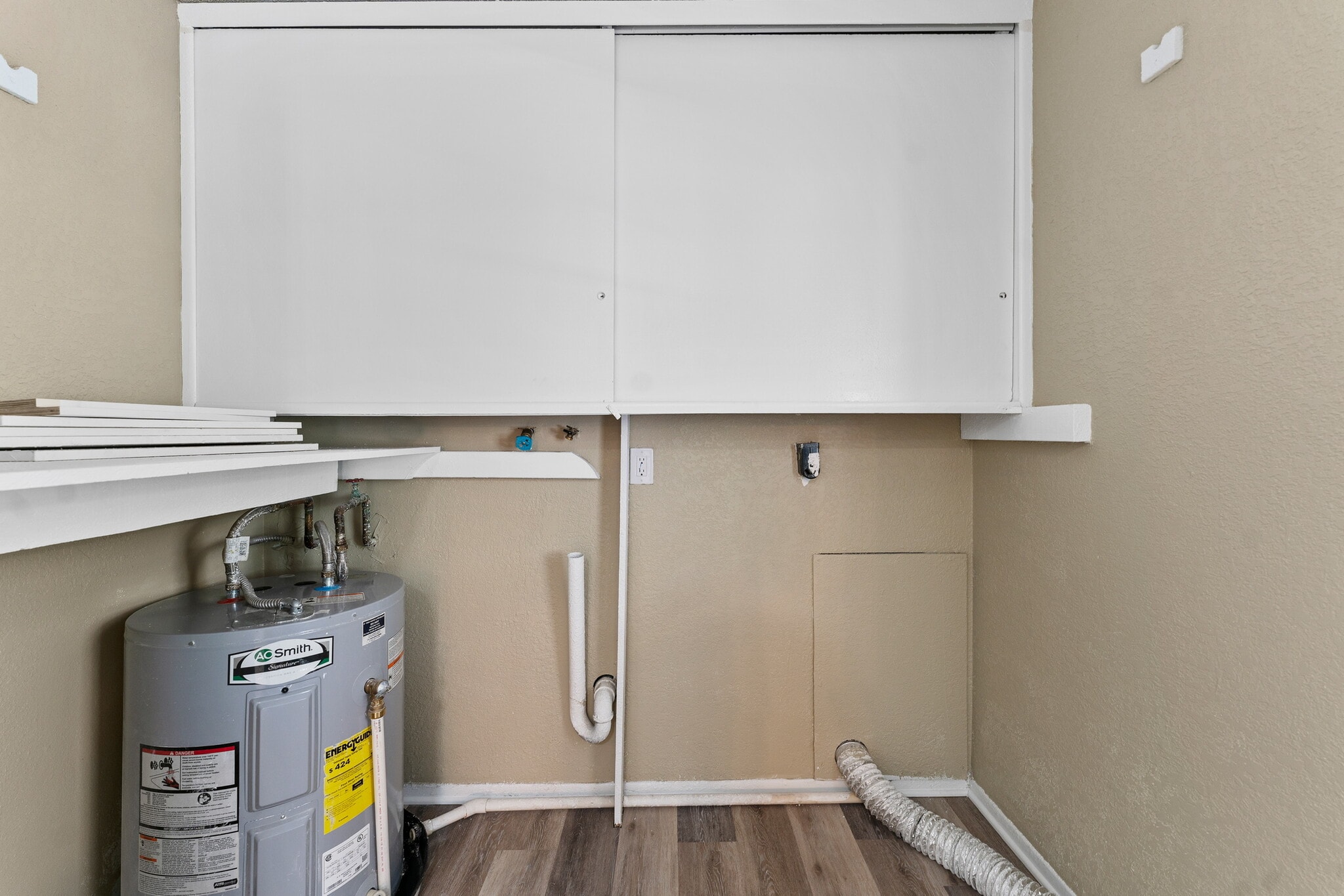Laundry - 3100 Mildred Dr