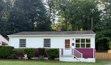 Building Photo - 1012 Meadowbrook Blvd
