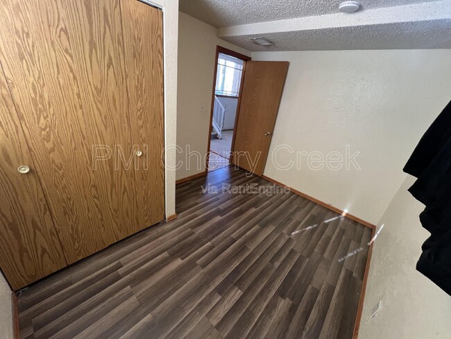 Building Photo - 5615 S Malta St