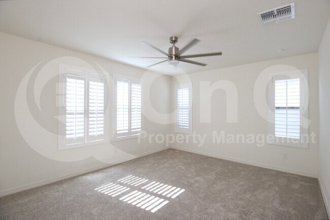 Building Photo - 1647 S 83rd Pl