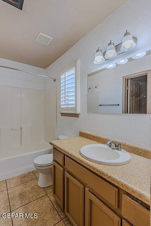 Building Photo - 12833 Tierra Pueblo Dr