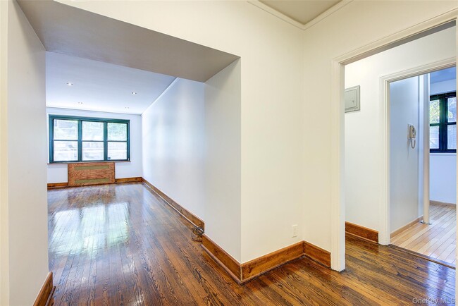 Building Photo - 34-40-40 79th St
