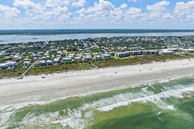 Building Photo - 6300 Jimmy Buffett Mem Hwy