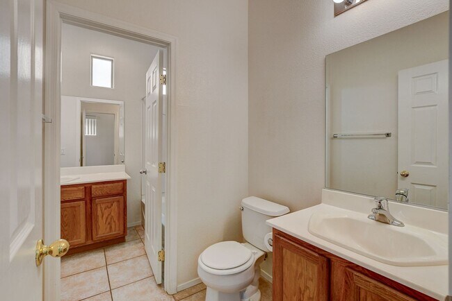 Building Photo - 6724 Donna St
