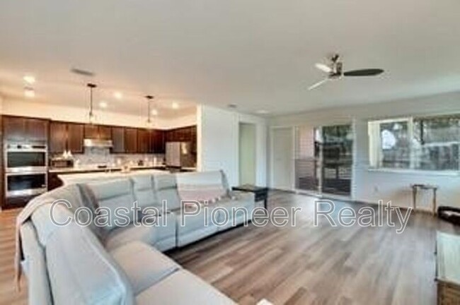 Building Photo - 404 Darcy Bluff Pl