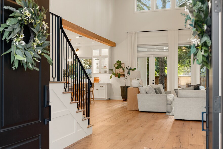 Building Photo - 1620 Winchester Way