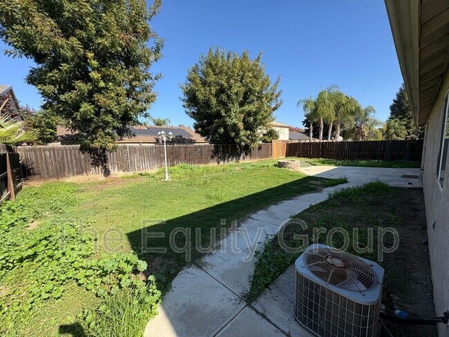 Building Photo - 3118 W Flagstaff Ave