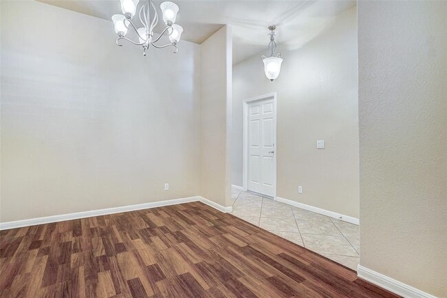 Building Photo - 10300 Morado Cove