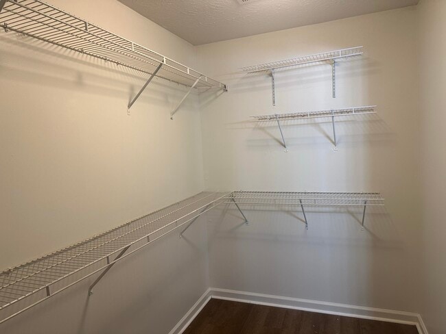 Building Photo - 581 Rhodora Ridge