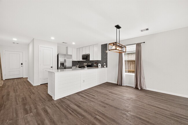 Building Photo - 18634 Scopello Dr