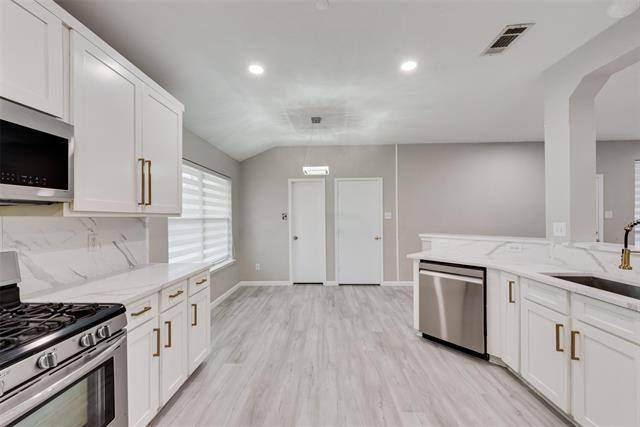 Building Photo - 506 Pecos Path Dr