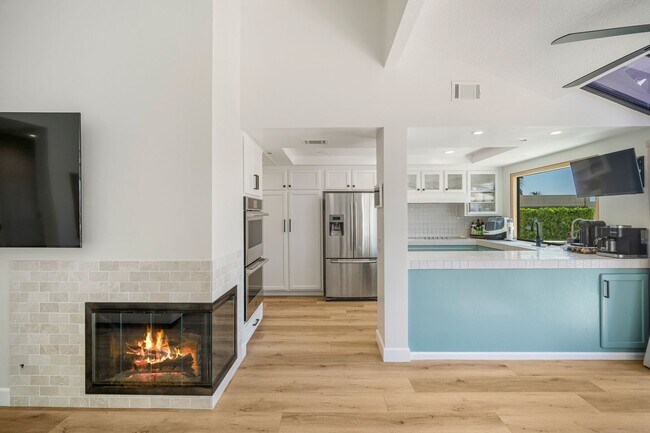 Building Photo - Experience Coastal Living at Its Finest in...