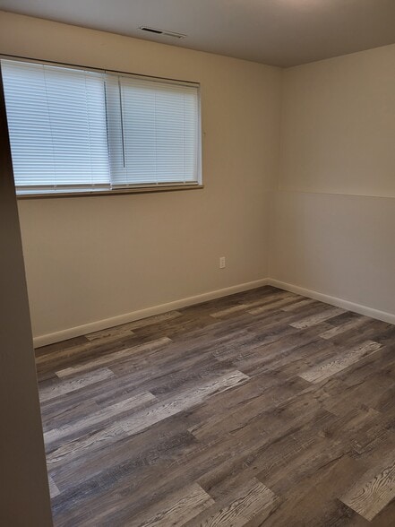 Bedroom 1 - 1405 Tappan Cir