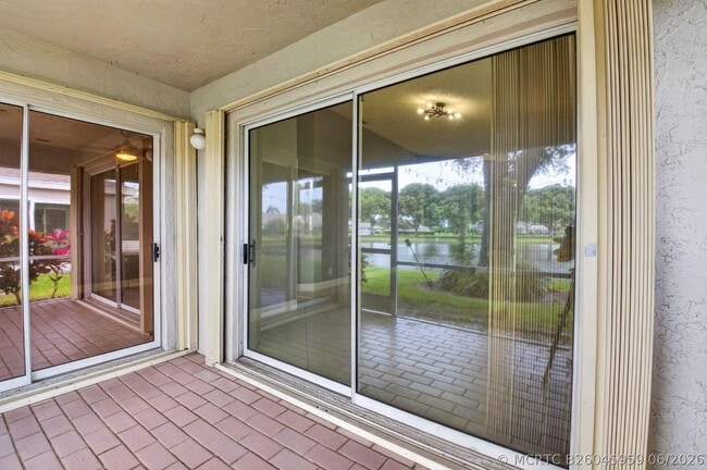 Building Photo - 9220A Vineland Ct