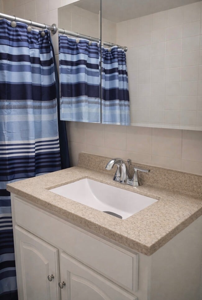 Building Photo - 210 Atlantic Ave