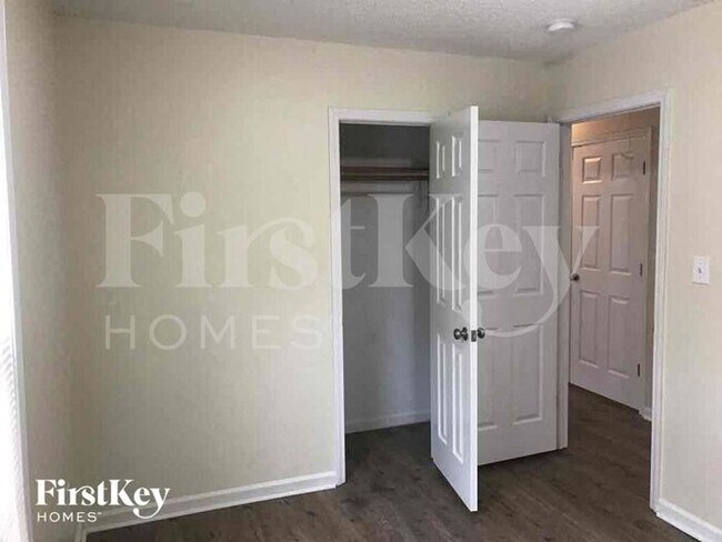 Building Photo - 105 Prince St