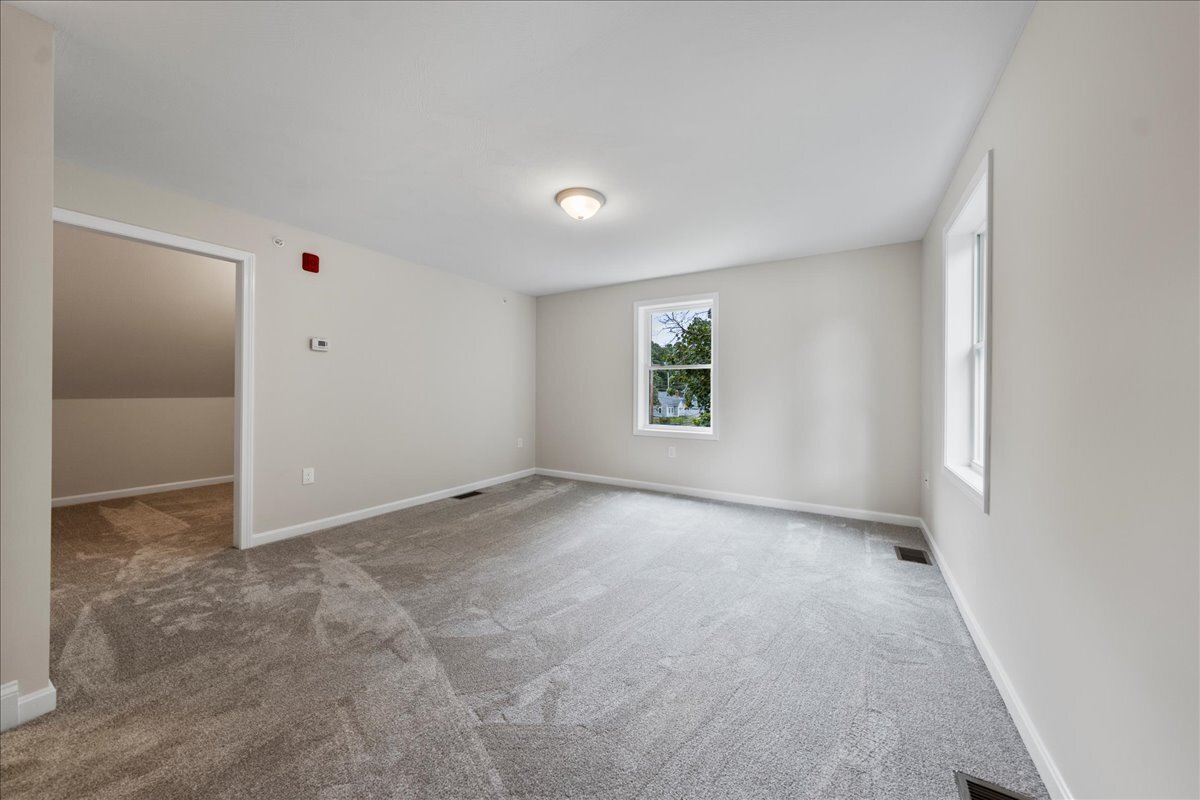 Building Photo - 62 N Main St